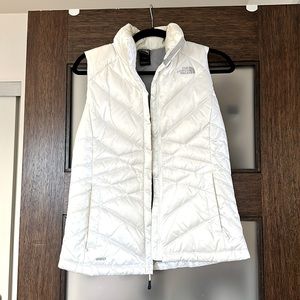 North Face vest - white, small